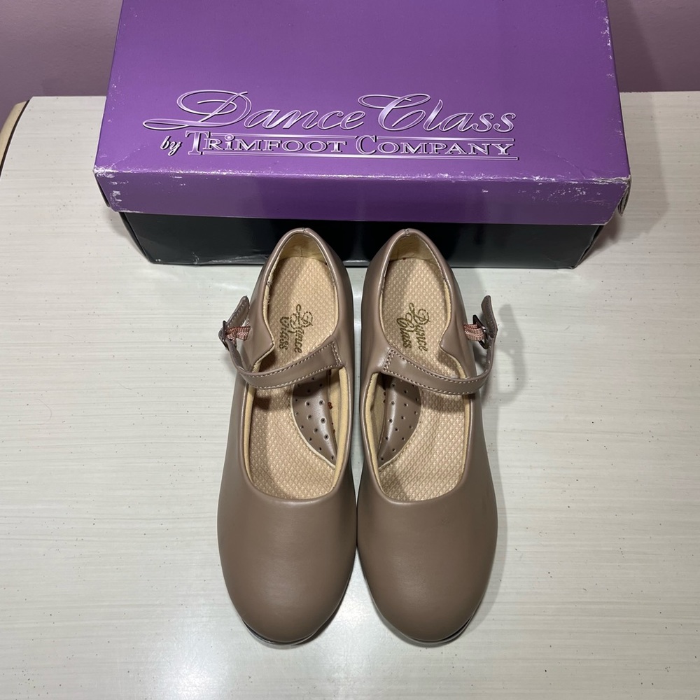 NIB Dance Class Women’s 5 Mary Jane Tap Tan Vinyl Shoes